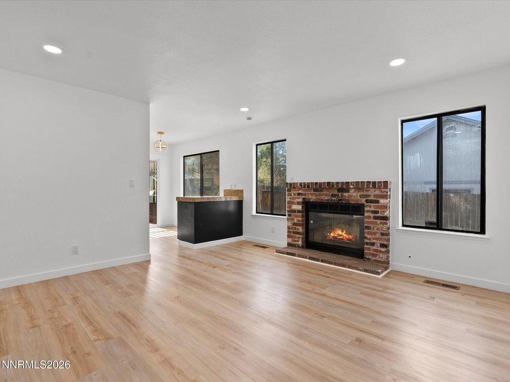 Image 11 of property listing at 5330 Windwood Lane, Reno, NV 89523