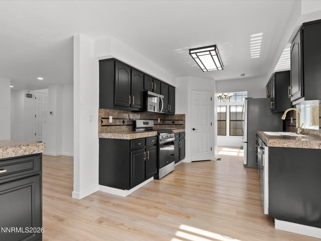 Image 16 of property listing at 5330 Windwood Lane, Reno, NV 89523