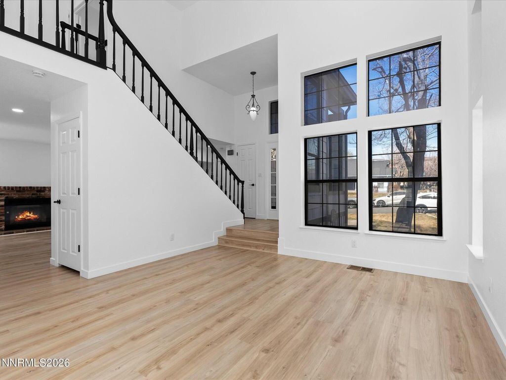 Image 8 of property listing at 5330 Windwood Lane, Reno, NV 89523