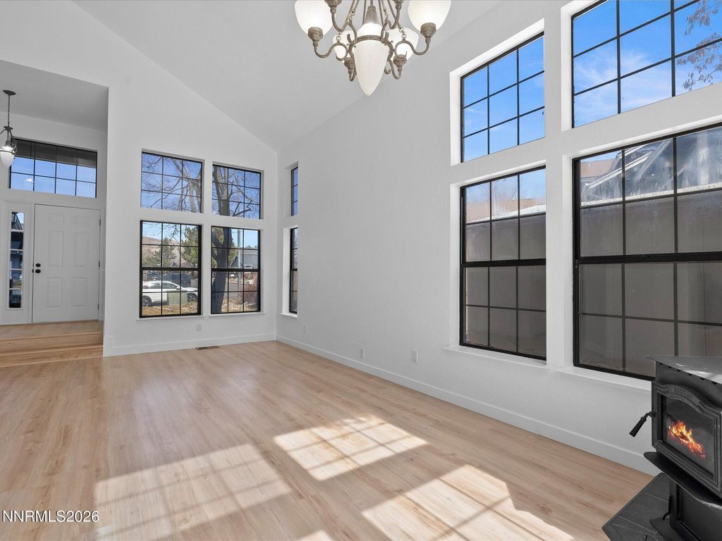 Image 9 of property listing at 5330 Windwood Lane, Reno, NV 89523