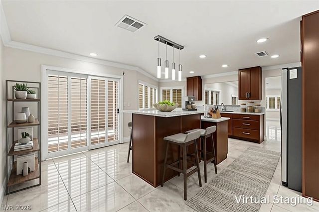 2400 Plaza Del Grande, Las Vegas, NV 89102