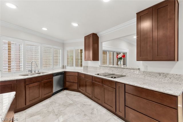 2400 Plaza Del Grande, Las Vegas, NV 89102