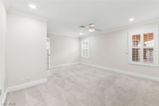 2400 Plaza Del Grande, Las Vegas, NV 89102