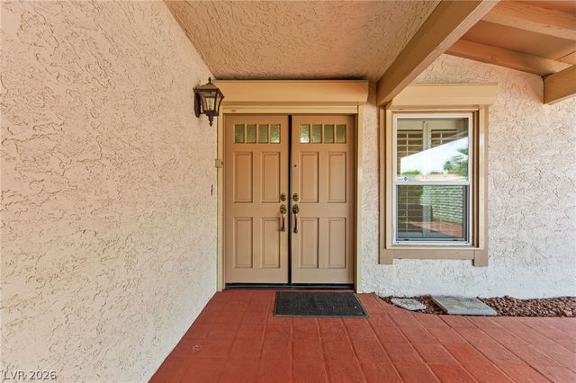 2400 Plaza Del Grande, Las Vegas, NV 89102