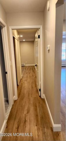 5 Bennington Drive, Toms River, NJ 08757