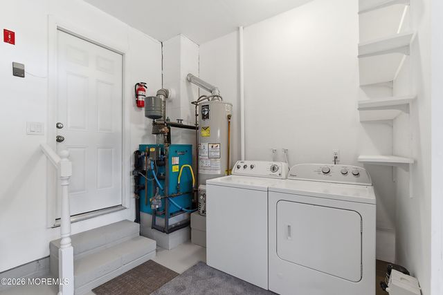 5 Bennington Drive, Toms River, NJ 08757