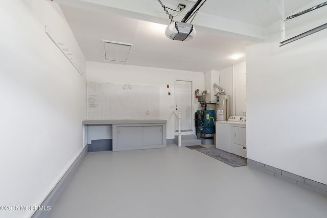 5 Bennington Drive, Toms River, NJ 08757