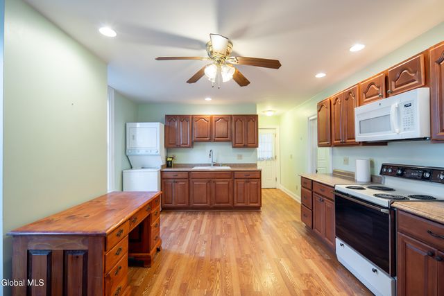 1871 9th Avenue 1st Floor, Watervliet, NY 12189