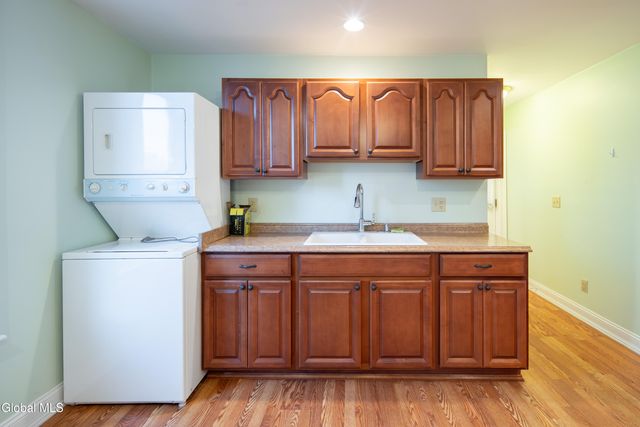 1871 9th Avenue 1st Floor, Watervliet, NY 12189