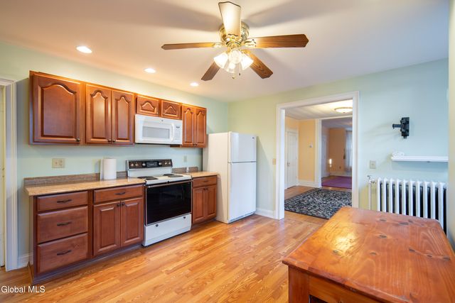 1871 9th Avenue 1st Floor, Watervliet, NY 12189