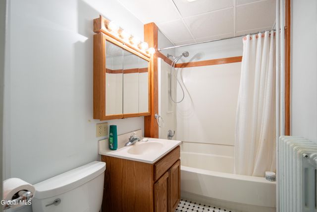 1871 9th Avenue 1st Floor, Watervliet, NY 12189