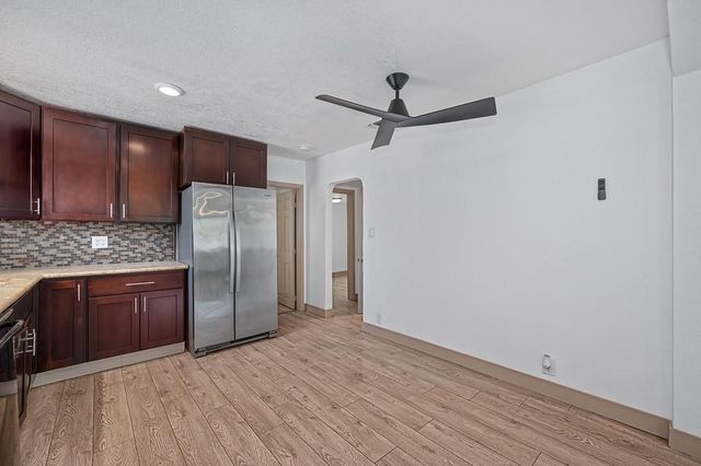 1825-1827 Roy Ave, Sacramento, CA 95815