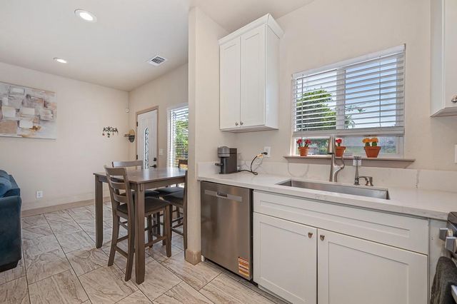 1825-1827 Roy Ave, Sacramento, CA 95815