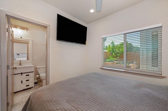 1825-1827 Roy Ave, Sacramento, CA 95815