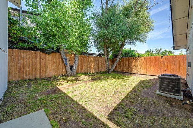 1825-1827 Roy Ave, Sacramento, CA 95815