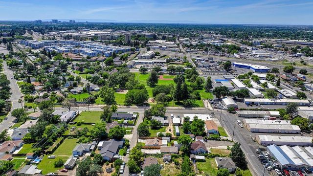 1825-1827 Roy Ave, Sacramento, CA 95815