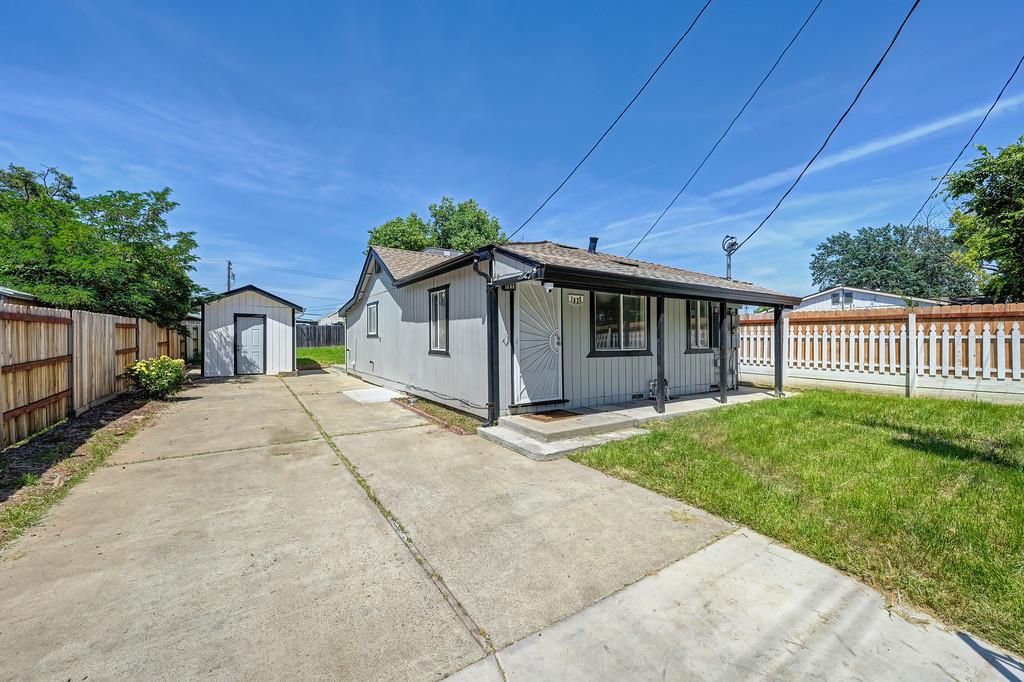 1825-1827 Roy Ave, Sacramento, CA 95815
