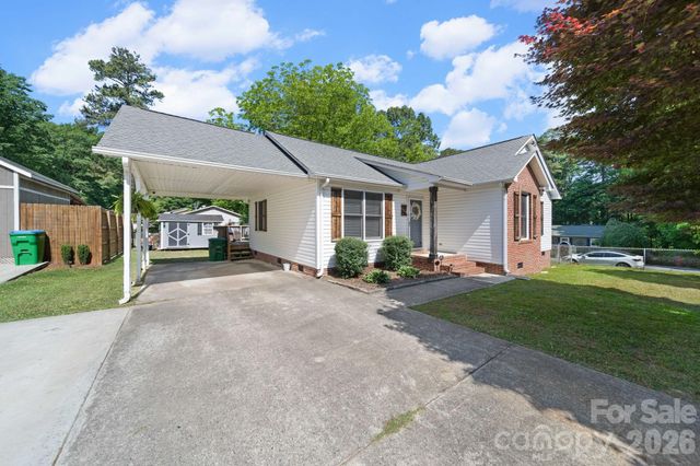 609 N 10th Street, Bessemer City, NC 28016