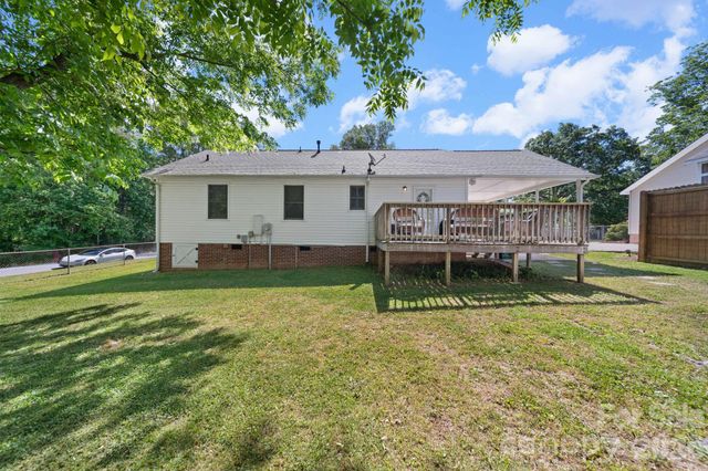 609 N 10th Street, Bessemer City, NC 28016