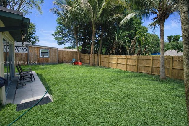 2048 SW 27th Ave, Fort Lauderdale, FL 33312