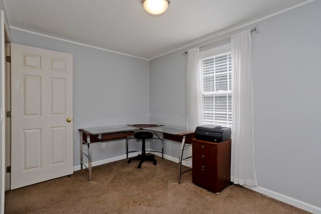 14 Scott Hollow Dr, Holyoke, MA 01040