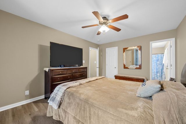 417 Zurich Ct, Clarksville, TN 37040