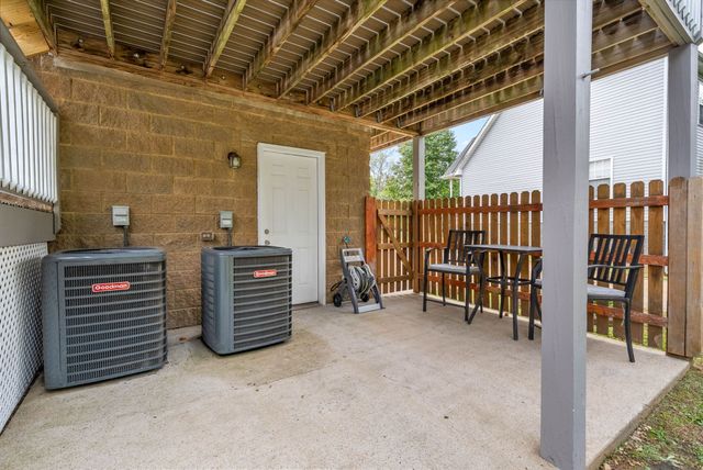 417 Zurich Ct, Clarksville, TN 37040