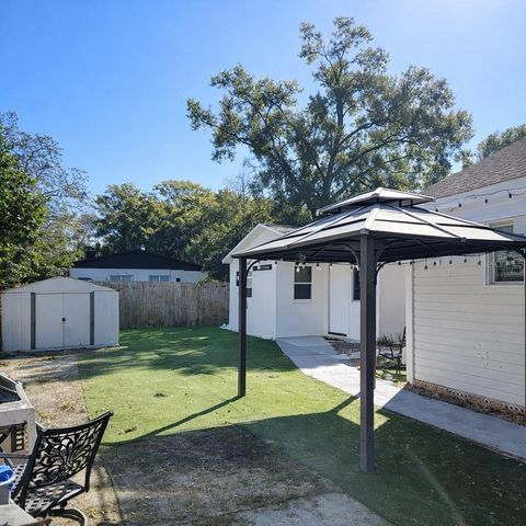 10115 N 14TH ST, Tampa, FL 33612