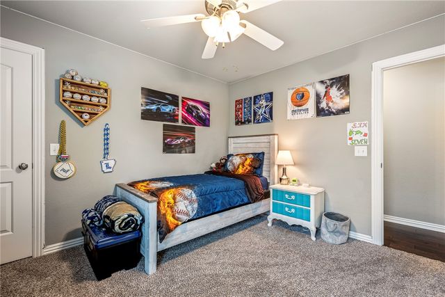 4002 SW Flatrock Cove, Bentonville, AR 72713