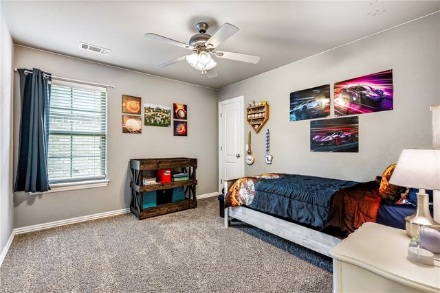 4002 SW Flatrock Cove, Bentonville, AR 72713