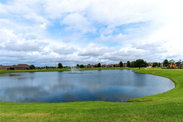 4002 SW Flatrock Cove, Bentonville, AR 72713