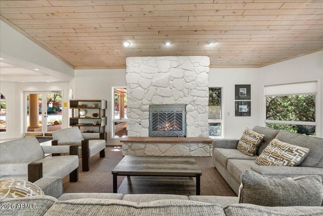 334 Les Springs Drive, Sedona, AZ 86336