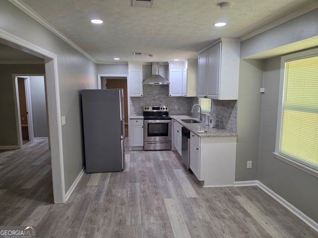 586 Ridge Avenue SW, Mableton, GA 30126