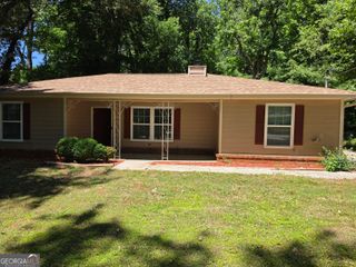 586 Ridge Avenue SW, Mableton, GA 30126