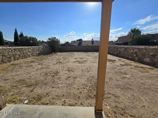 1361 TRUDY ELAINE Drive, El Paso, TX 79936