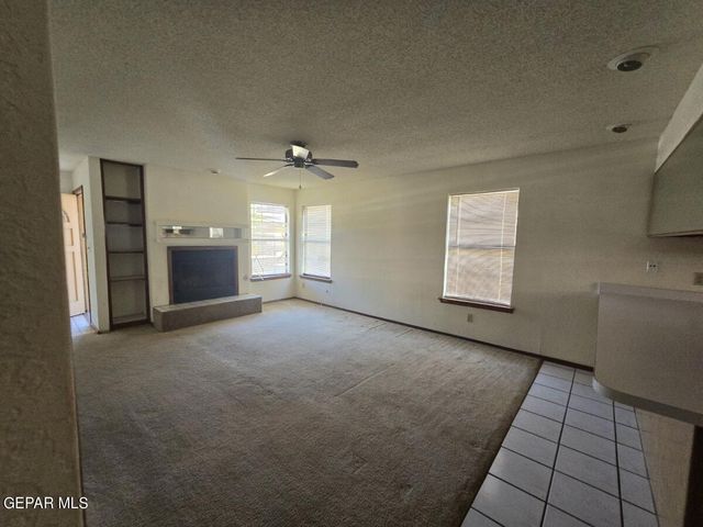 1361 TRUDY ELAINE Drive, El Paso, TX 79936