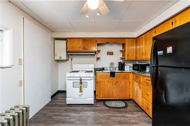 522 Cavitt Ave, Trafford, PA 15085