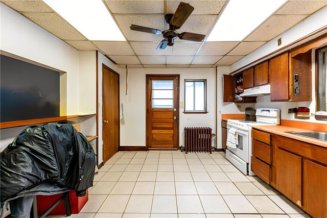 522 Cavitt Ave, Trafford, PA 15085