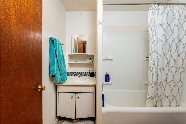 522 Cavitt Ave, Trafford, PA 15085