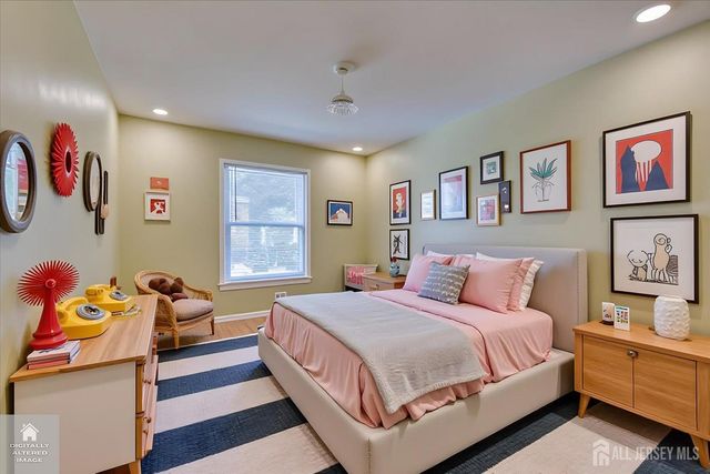 6 Wood Lake Drive, Piscataway, NJ 08854