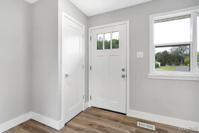 855 Northmoor Drive, Florissant, MO 63033
