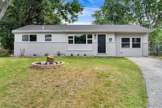 855 Northmoor Drive, Florissant, MO 63033