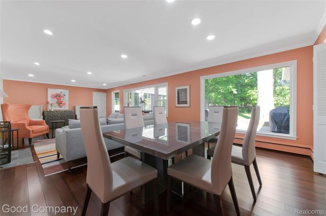 4230 Orchard Way, Bloomfield Hills, MI 48301