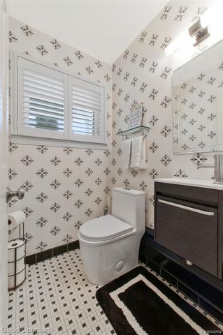 4230 Orchard Way, Bloomfield Hills, MI 48301