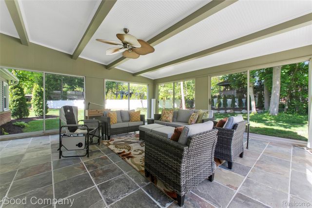4230 Orchard Way, Bloomfield Hills, MI 48301