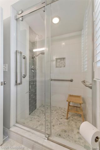 4230 Orchard Way, Bloomfield Hills, MI 48301