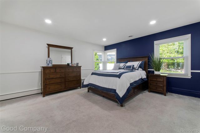 4230 Orchard Way, Bloomfield Hills, MI 48301