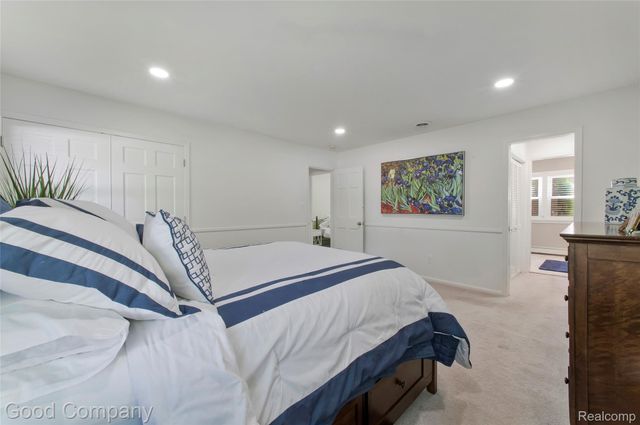 4230 Orchard Way, Bloomfield Hills, MI 48301