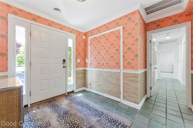 4230 Orchard Way, Bloomfield Hills, MI 48301