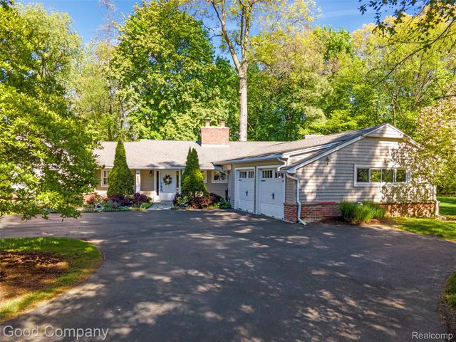 4230 Orchard Way, Bloomfield Hills, MI 48301